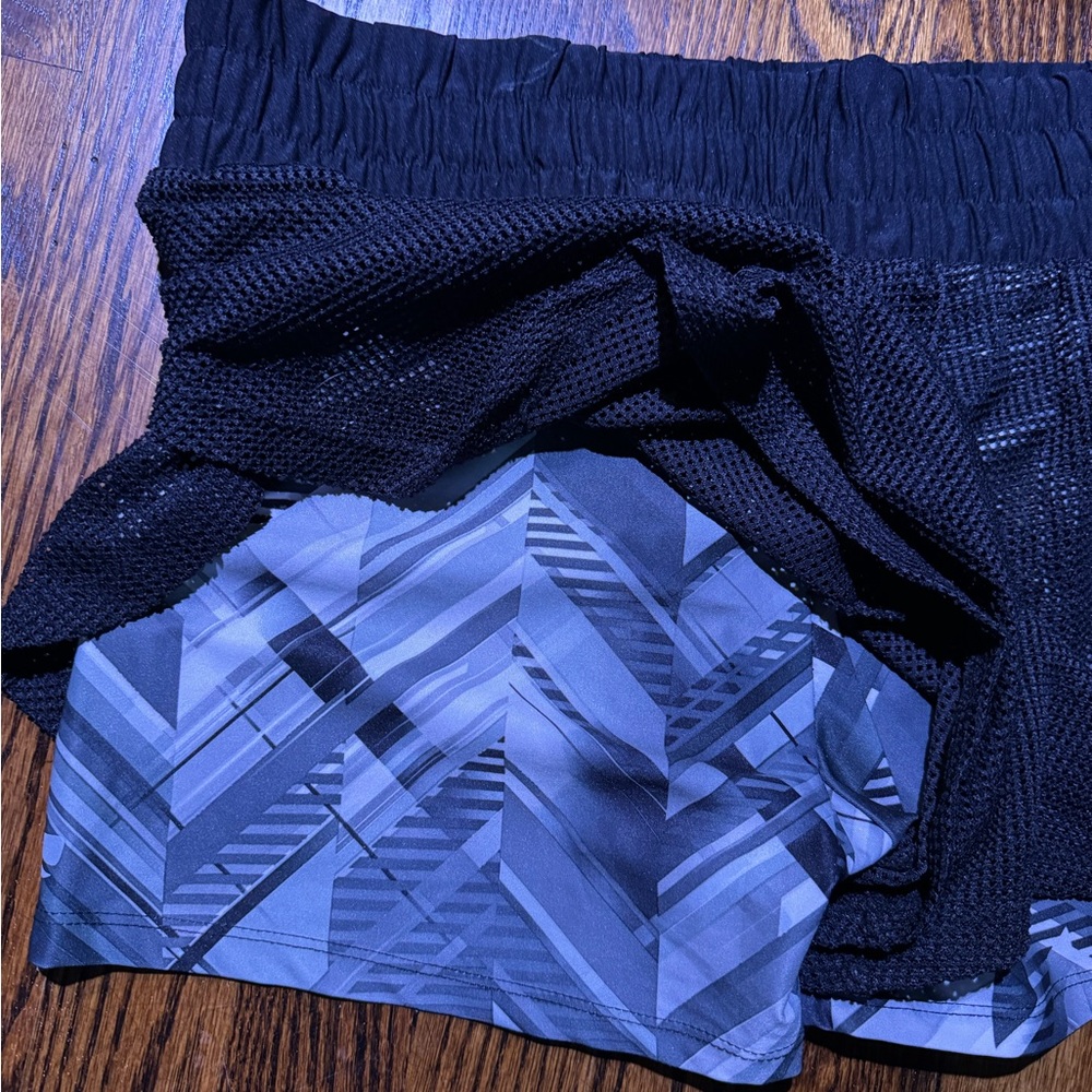 Women’s Athletic Running Shorts with Inner Liner - Black & grey Print